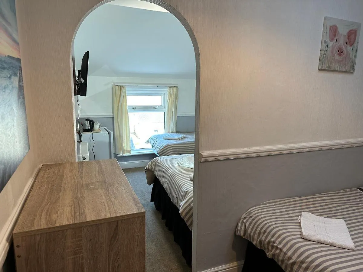 Tuxford House Hotel Blackpool